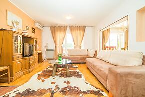 Vacation Pool Apartments