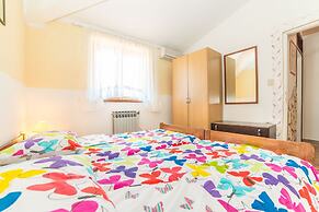 Vacation Pool Apartments