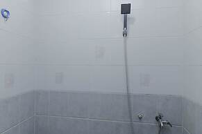 RedDoorz Plus near Batam City Square