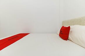 RedDoorz Plus @ Kapuk Business Park