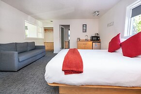 Heliotrope Hotel