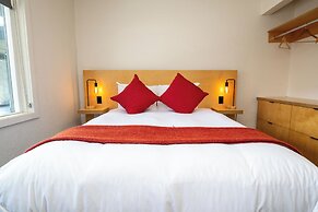Heliotrope Hotel