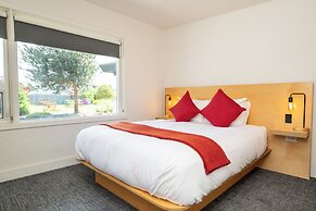 Heliotrope Hotel