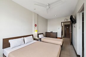 Governor Forbes Inn - Manila City Center