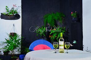 Kings Villa