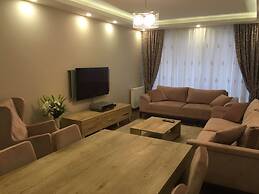 Celik Apartments