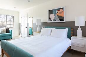 Signature Inn Oakland