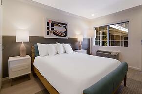 Signature Inn Oakland