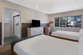 Signature Inn Oakland