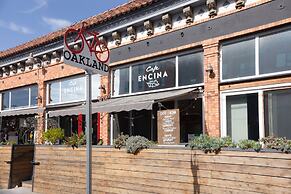 Signature Inn Oakland