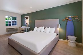 Signature Inn Oakland