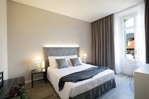 Villa Liberty - Lake Como Rooms & SPA
