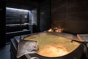 Villa Liberty - Lake Como Rooms & SPA