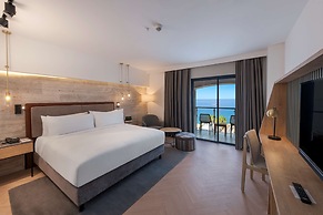 DoubleTree by Hilton Antalya-Kemer All-Inclusive Resort