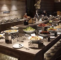 Queshan Lake Arcadia Intl Resort