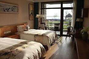 Queshan Lake Arcadia Intl Resort