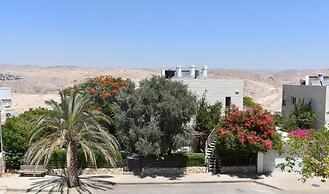 Nof Canaan