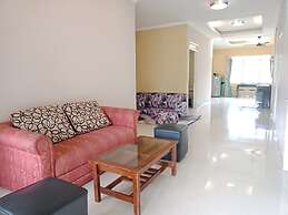 Villa Kota Bunga Azalea