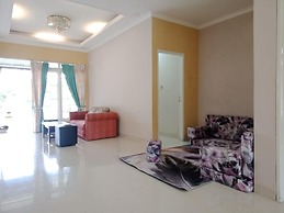 Villa Kota Bunga Azalea