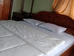 Villa Kota Bunga Azalea