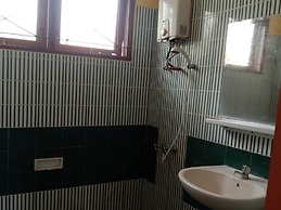 Villa Kota Bunga Azalea