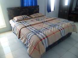 Villa Kota Bunga Azalea