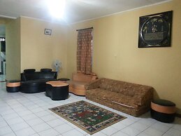 Villa Kota Bunga Cosmos