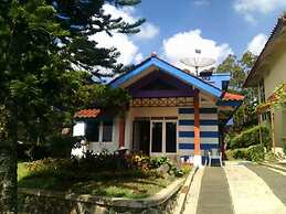Villa Kota Bunga Cosmos