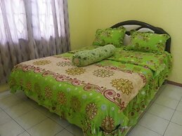 Villa Kota Bunga Gladiol