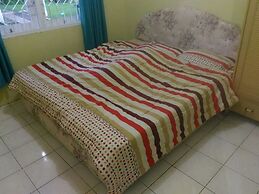 Villa Kota Bunga Gladiol