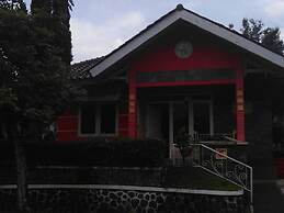 Villa Kota Bunga Melati