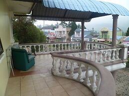 Villa Kota Bunga Protea