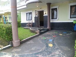 Villa Kota Bunga Protea