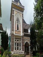 Villa Kota Bunga Protea