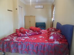 Villa Kota Bunga Protea