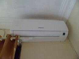 Villa Kota Bunga Protea