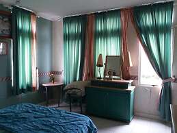 Villa Kota Bunga Sakura