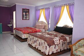 Villa Kota Bunga Sakura