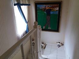 Villa Kota Bunga Sakura