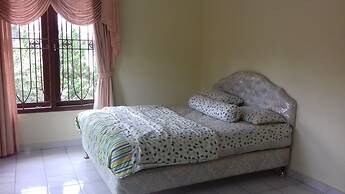 Villa Kota Bunga Semanggi