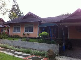 Villa Kota Bunga Seruni