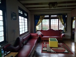 Villa Kota Bunga Seruni