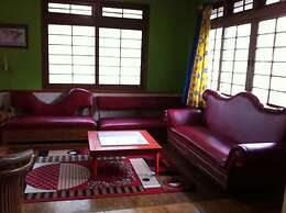 Villa Kota Bunga Seruni