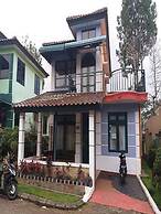 Villa Kota Bunga Teratai