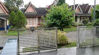 Villa Kota Bunga Teratai