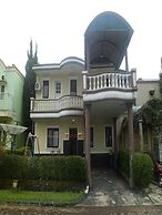 Villa Kota Bunga Tulip