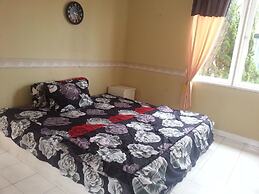 Villa Kota Bunga Tulip