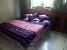 Villa Kota Bunga Tulip