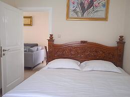 Villa Kota Bunga Anyelir