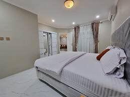 Villa Kota Bunga Anyelir